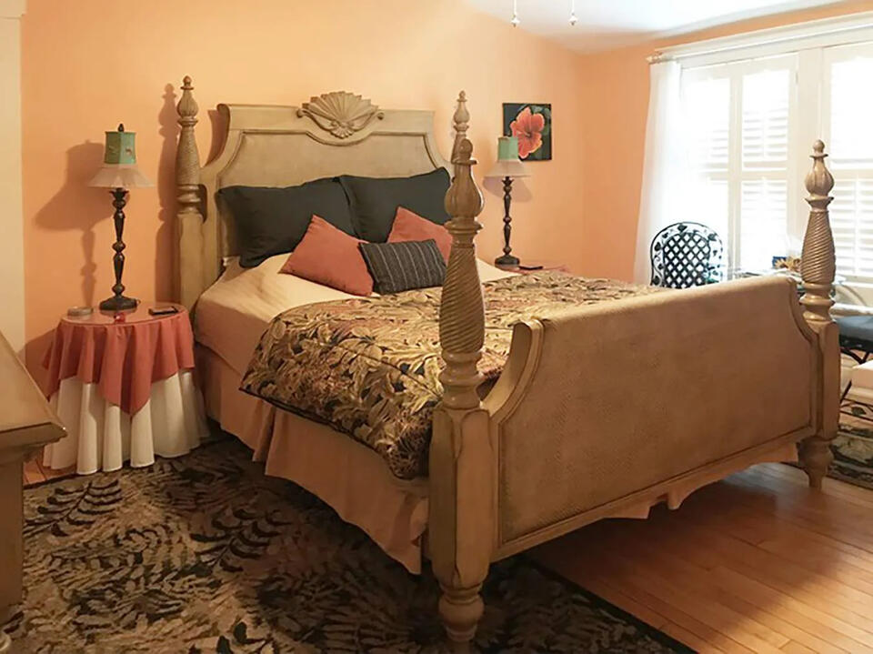 Tropical Room